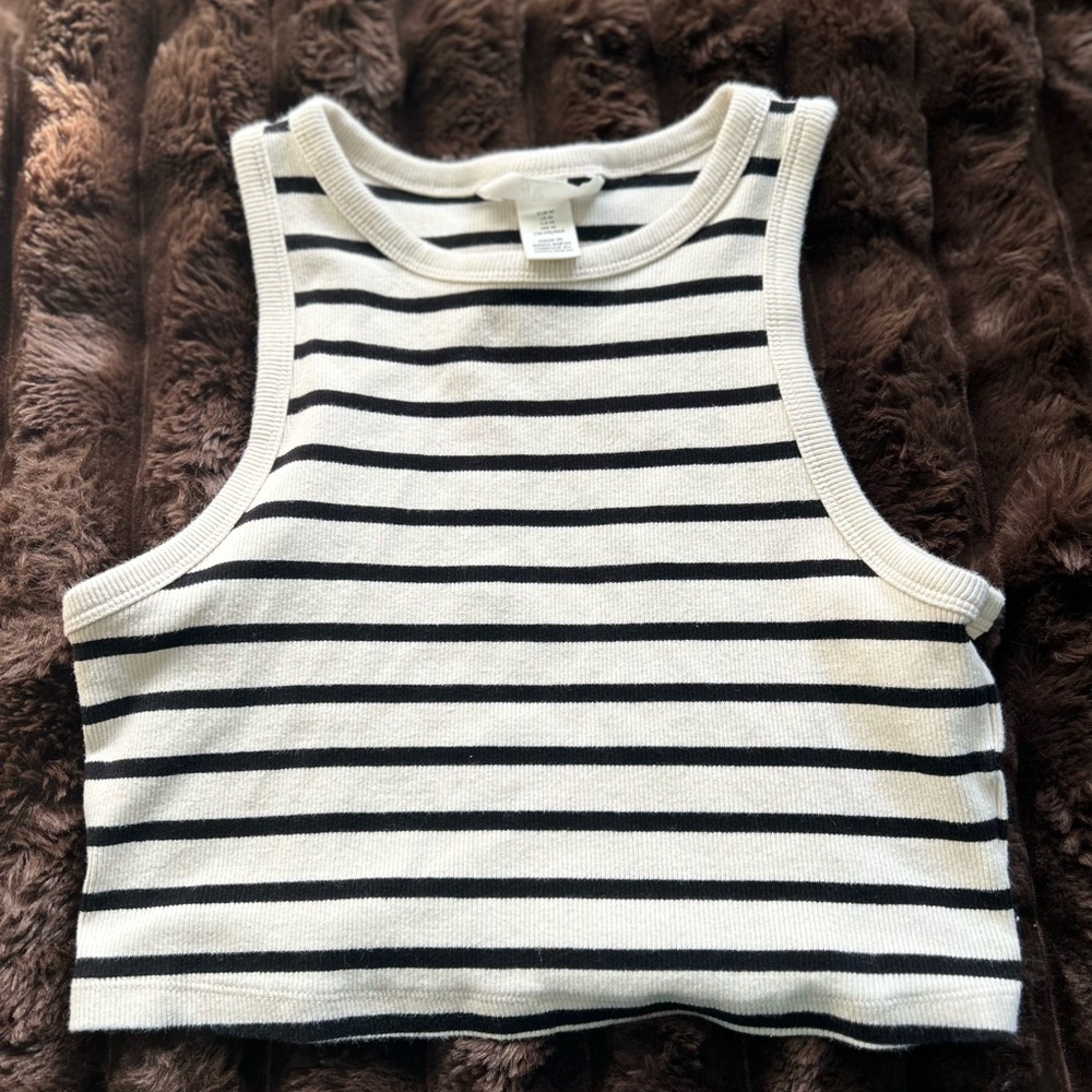 Striped Black and White Crop Top sz:m